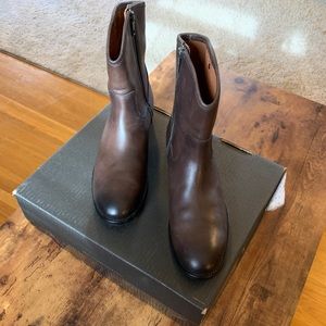 Frye Melissa Button Short 2